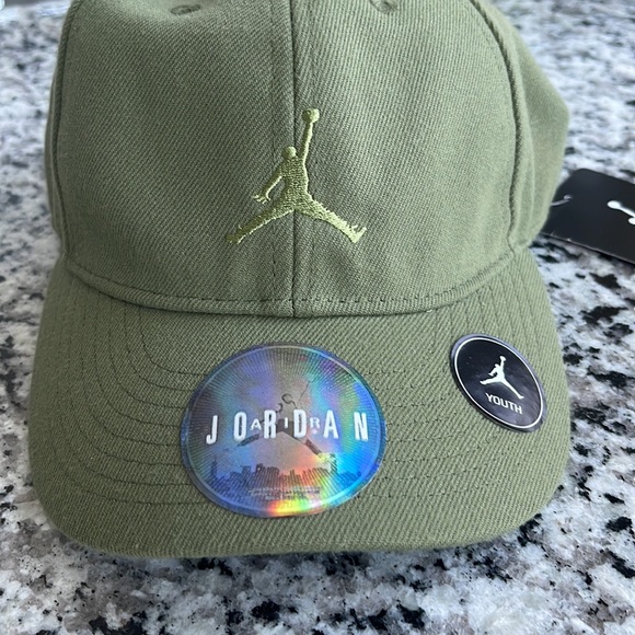 Nike Jordan Youth baseball hat or cap. Palm green with adjustable back. NWT’s. - Picture 2 of 6